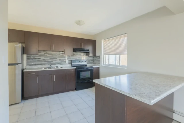 Edmonton Apartment 1 b. $984/month. Apartment for rent in Edmonton