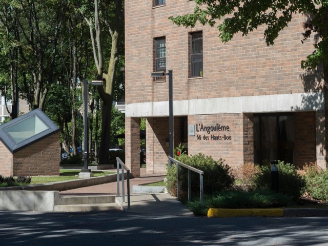 Saint-Bruno Apartment 1-2 b. $1,330/month. Apartment for rent in Saint-Bruno
