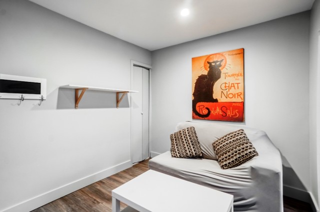 Plateau Mont-Royal  1 b. $53/day. Apartment for rent in Plateau Mont-Royal