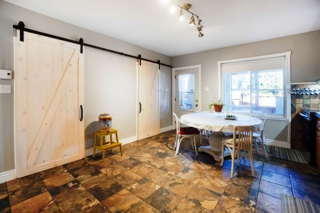 Lachine  3 b. $70/day. Apartment for rent in Lachine