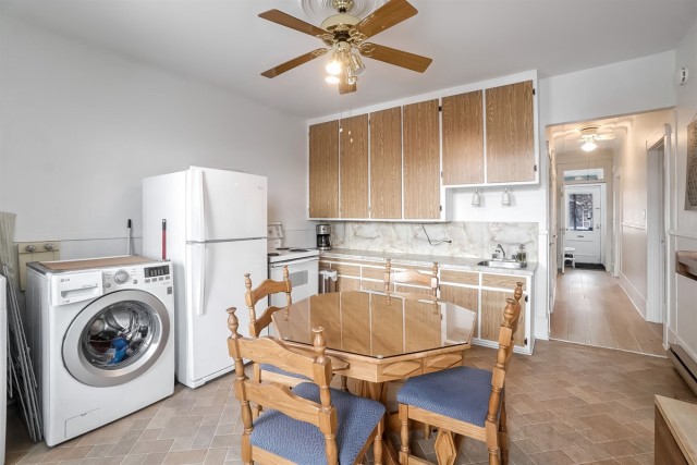 Ville-Emard and Cote-St-Paul  2 b. $76/day. Apartment for rent in Ville-Emard and Cote-St-Paul