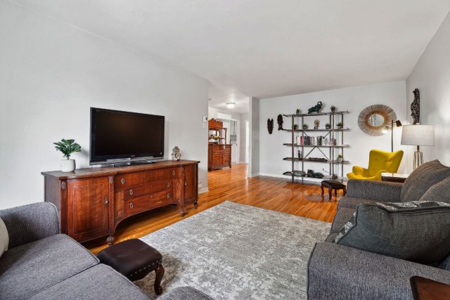 Mercier and Nouveau-Rosemont  3 b. $95/day. Apartment for rent in Mercier and Nouveau-Rosemont