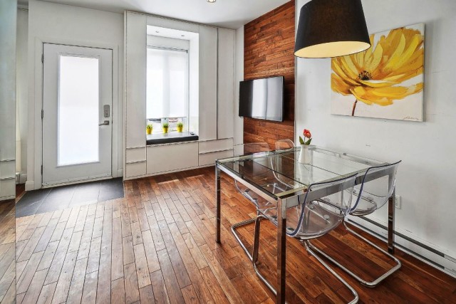Quartier latin and south-central  1 b. $67/day. Apartment for rent in Quartier latin and south-central