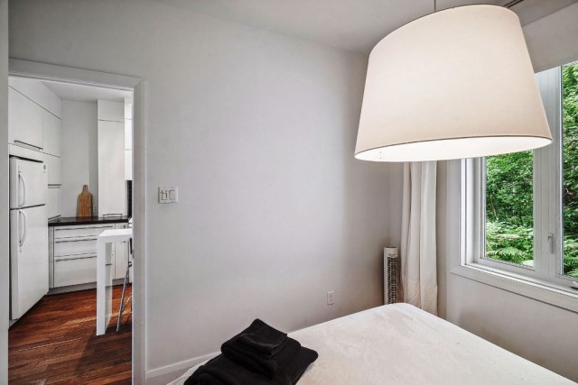 Quartier latin and south-central  1 b. $67/day. Apartment for rent in Quartier latin and south-central