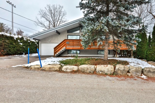 Boisbriand  3 b. $118/day. Apartment for rent in Boisbriand