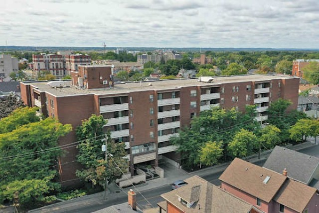 St. Catharines Apartment 2 b. $1,550/month. Apartment for rent in St. Catharines