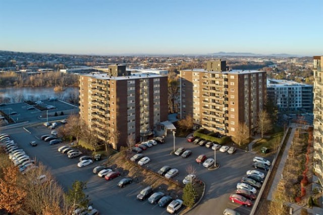 Eastern Townships Apartment Studio $1,995/month. Apartment for rent in Eastern Townships