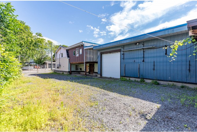 Ville-Emard and Cote-St-Paul Other commercial $3,000/month. Apartment for rent in Ville-Emard and Cote-St-Paul