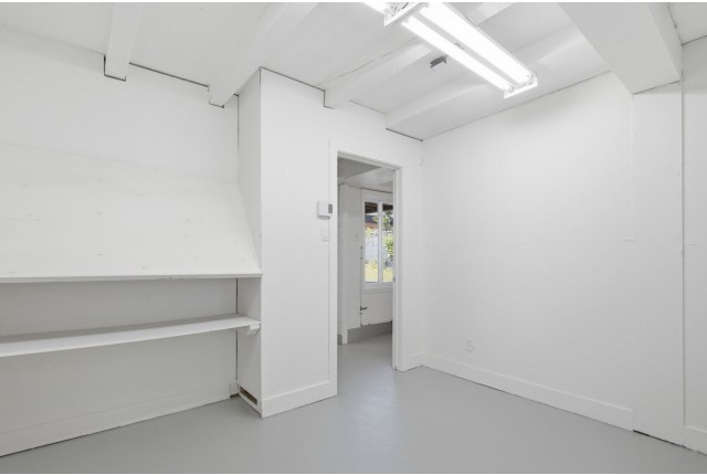 Ville-Emard and Cote-St-Paul Other commercial $3,000/month. Apartment for rent in Ville-Emard and Cote-St-Paul