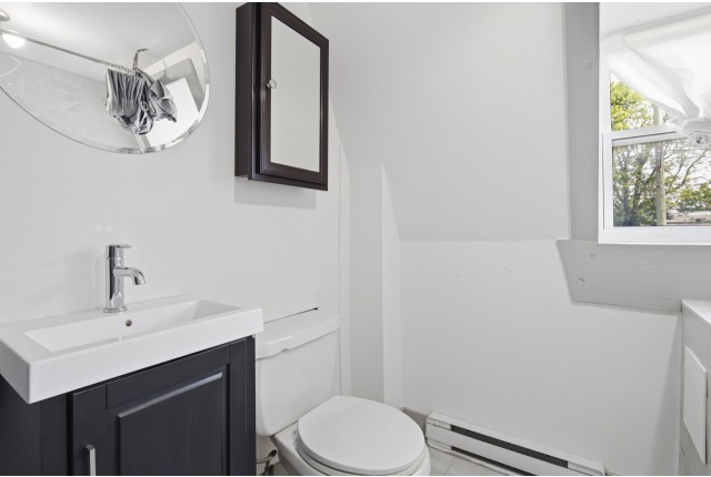 Ville-Emard and Cote-St-Paul Other commercial $3,000/month. Apartment for rent in Ville-Emard and Cote-St-Paul